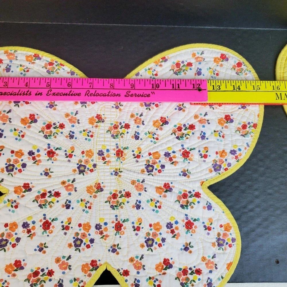 Butterfly Shaped Quilted Place Mat,‎ Plant Rug Set Of 2 Yellow with Mini Flowers